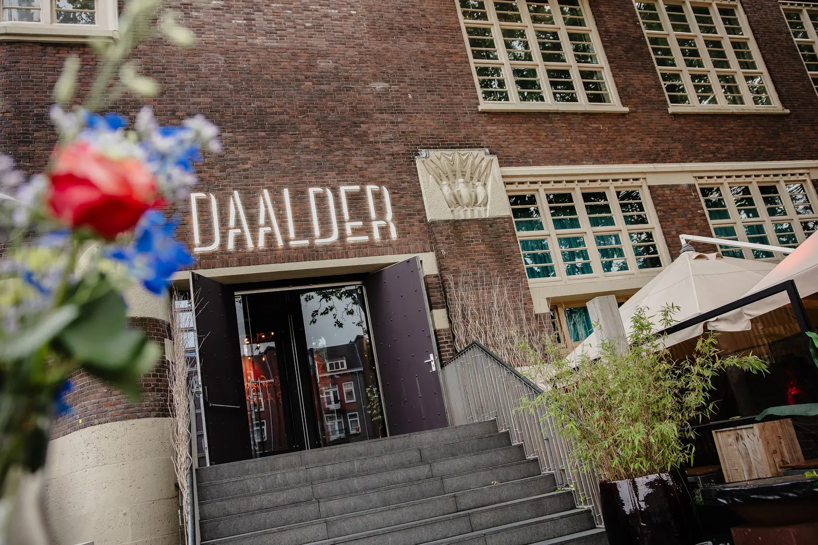 De eetzaal van Restaurant Daalder